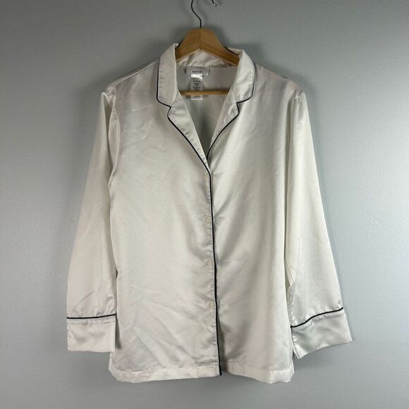 Natori Satin Long Sleeve Button-Up Top & Crop Pants Pajama - Picture 5 of 13